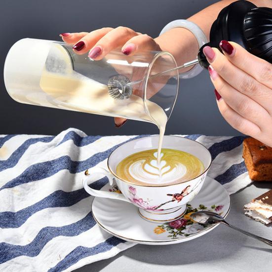 Elektrický šlehač Bezdrátový napěňovač mléka Automatický mixér s nádobou Rychlé míchání Přenosný