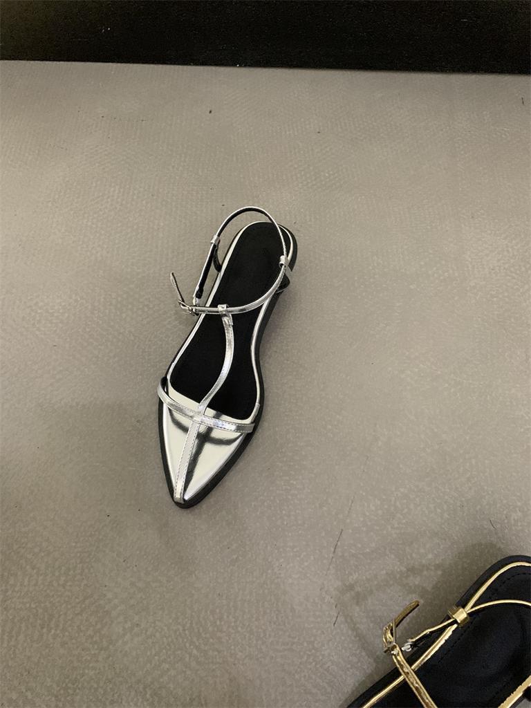 Show white! Personality pointed cross cross thin strap ankle buckle cylinder word with small thick heel Roman sandals women
