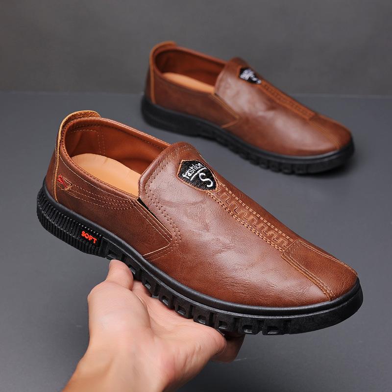 Autumn new men's leather shoes with soft soles and comfortable casual leather shoes
