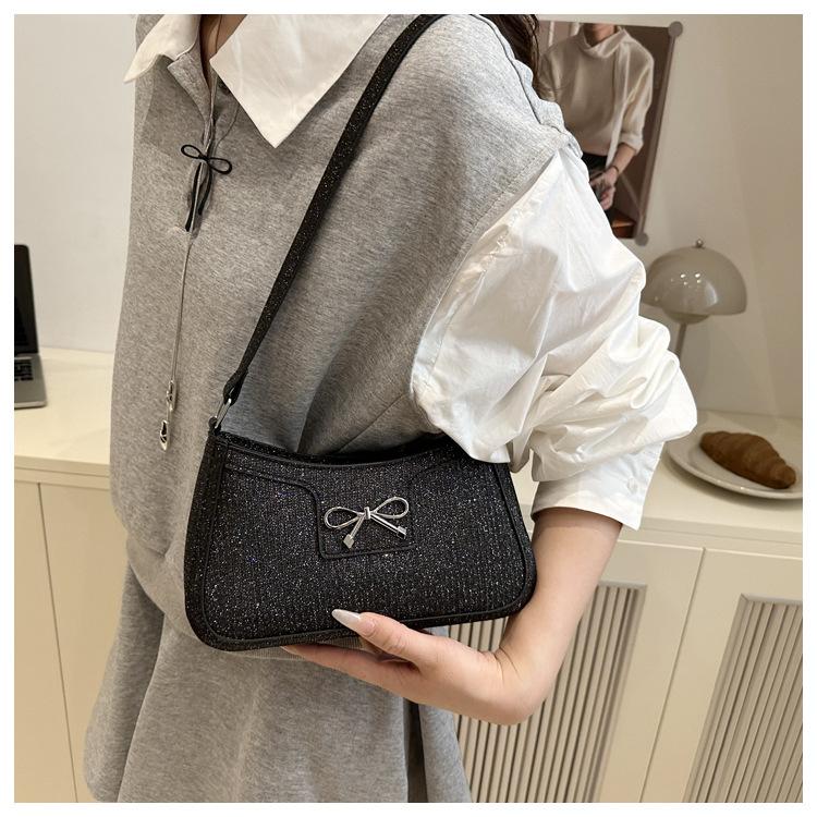 Chic Faux Leather Underarm Bag for Women 2026 Trendy Single Shoulder Purse Fashionable Daily Crossbody Handbag