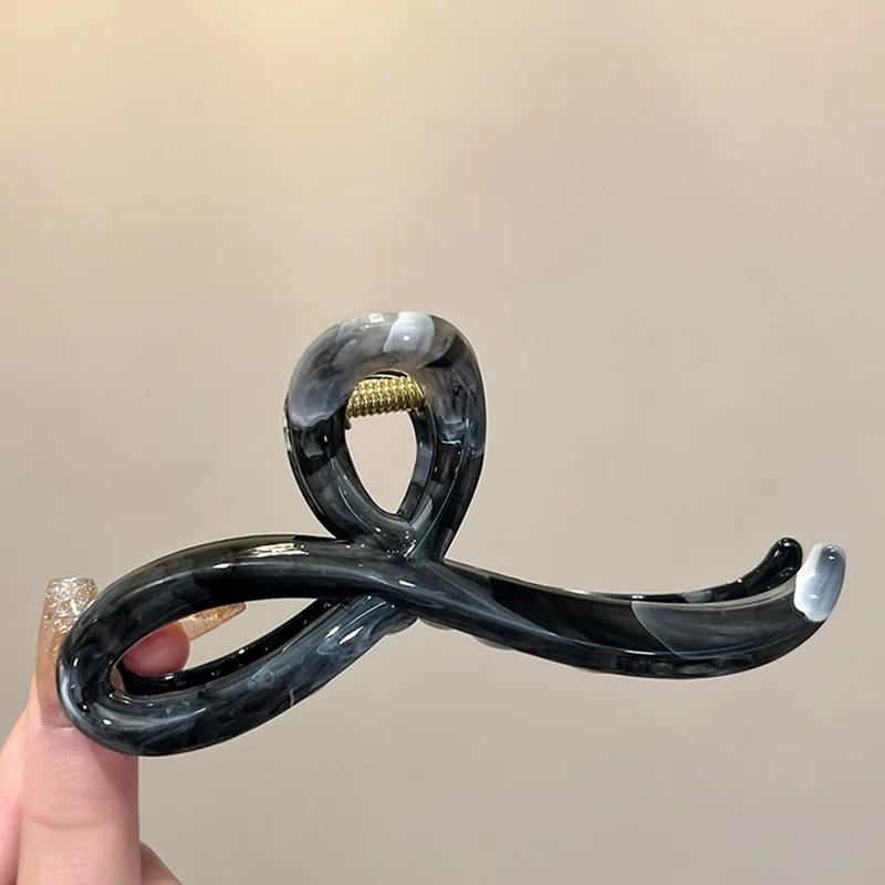 

Корейские простые заколки-крестики для женщин, милый темперамент, большая заколка в виде акулы, эстетика, акриловая шпилька, модный головной убор для вечеринки, новый 1pc чёрный