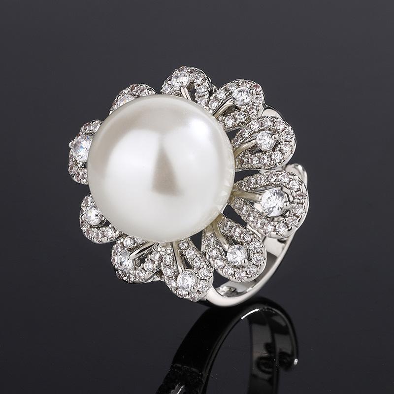 

Jewelry Copper Bottom Gold-Plated With White Pearl Light Flower Tray Diamond Ring 14Mm