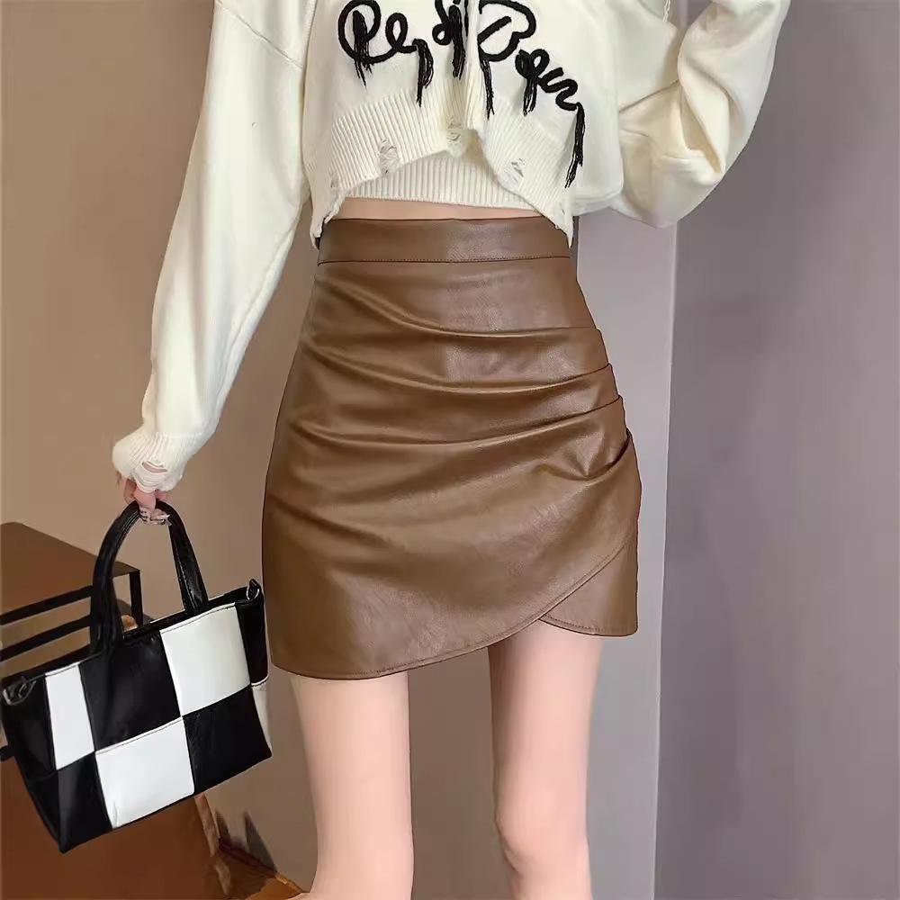 

2024 Women s Plus Size Black Leather High-Waist Midi Skirt - High-End A-Line Hip-Hugging Autumn/Winter Fashion. 2XL