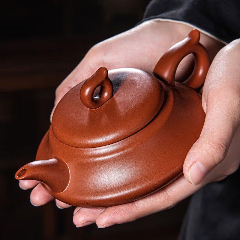 Qianyu Light Luxury Zisha Handmade Teapot
