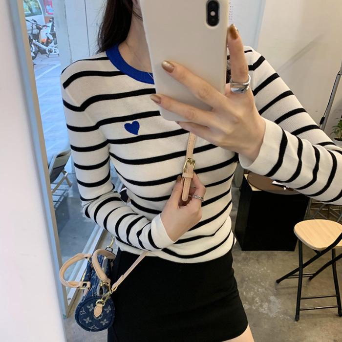 Andy Velvet Washing Water, Contrasting Stripes, Slim-fitting Autumn and Winter Round Neck Women's Long-sleeved Knitted Sweater, Lazy Wind