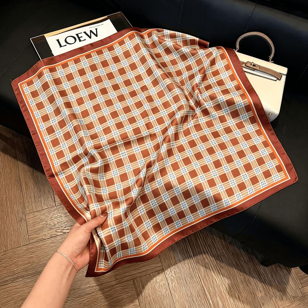 Lao Qian Feng Coffee Color Cashew Nut Silk Scarf Headscarf Versatile Neck Square Scarf Premium Sense Female Foreign Style Decorative Scarf Scarf