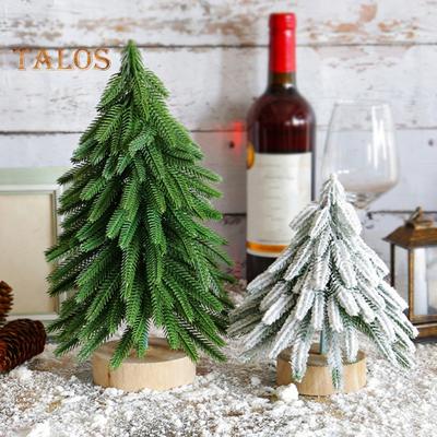 Miniatúrna figúrka vianočného stromčeka Umelá norfolská zelená/zasnežená borovica vianočný stromček s drevenou základňou pre vnútornú výzdobu