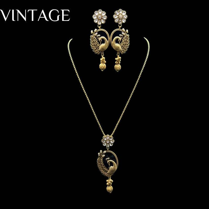 Vintage Gold Handmade Enamel 3D Relief Peacock Heavy Industry Necklace Earnail Set Marking