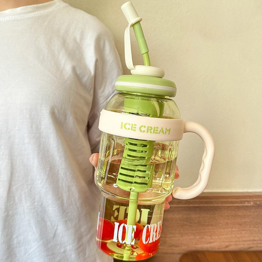 Large Capacity Plastic Cup, Sports Portable Ice Cream Cup, Food Grade High Temperature Resistant Straw Water Cup