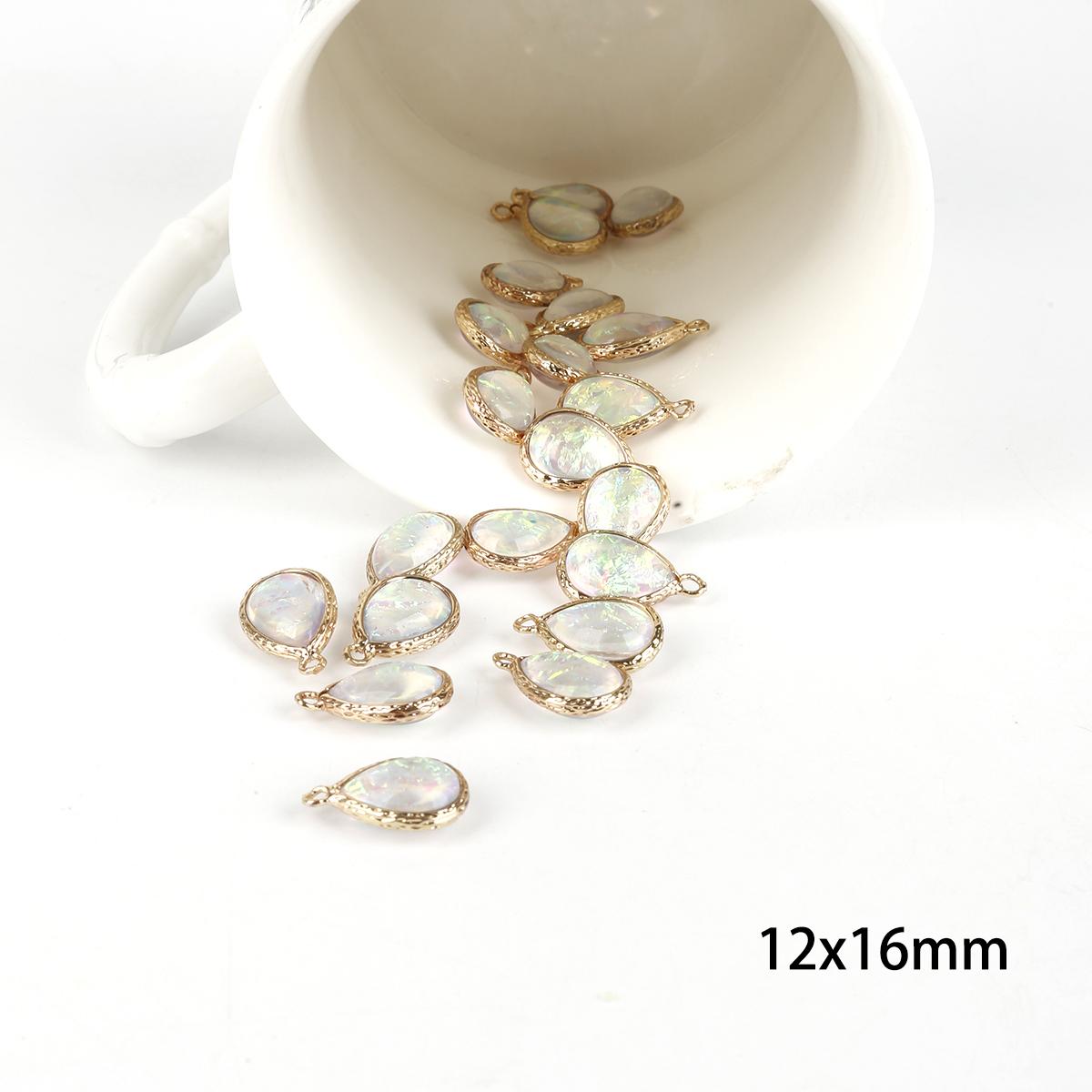 

2 шт. Смоляні підвіски Підвіски у формі краплі води для DIY Намисто Сережки Ювелірні аксесуари