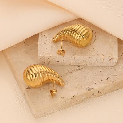 Nuovo Stile Moda Personalizzato Acciaio al Titanio Placcato Oro Orecchini a Perno con Texture a Goccia d'Acqua Semplici Orecchini di Nicchia Gioielli Donna