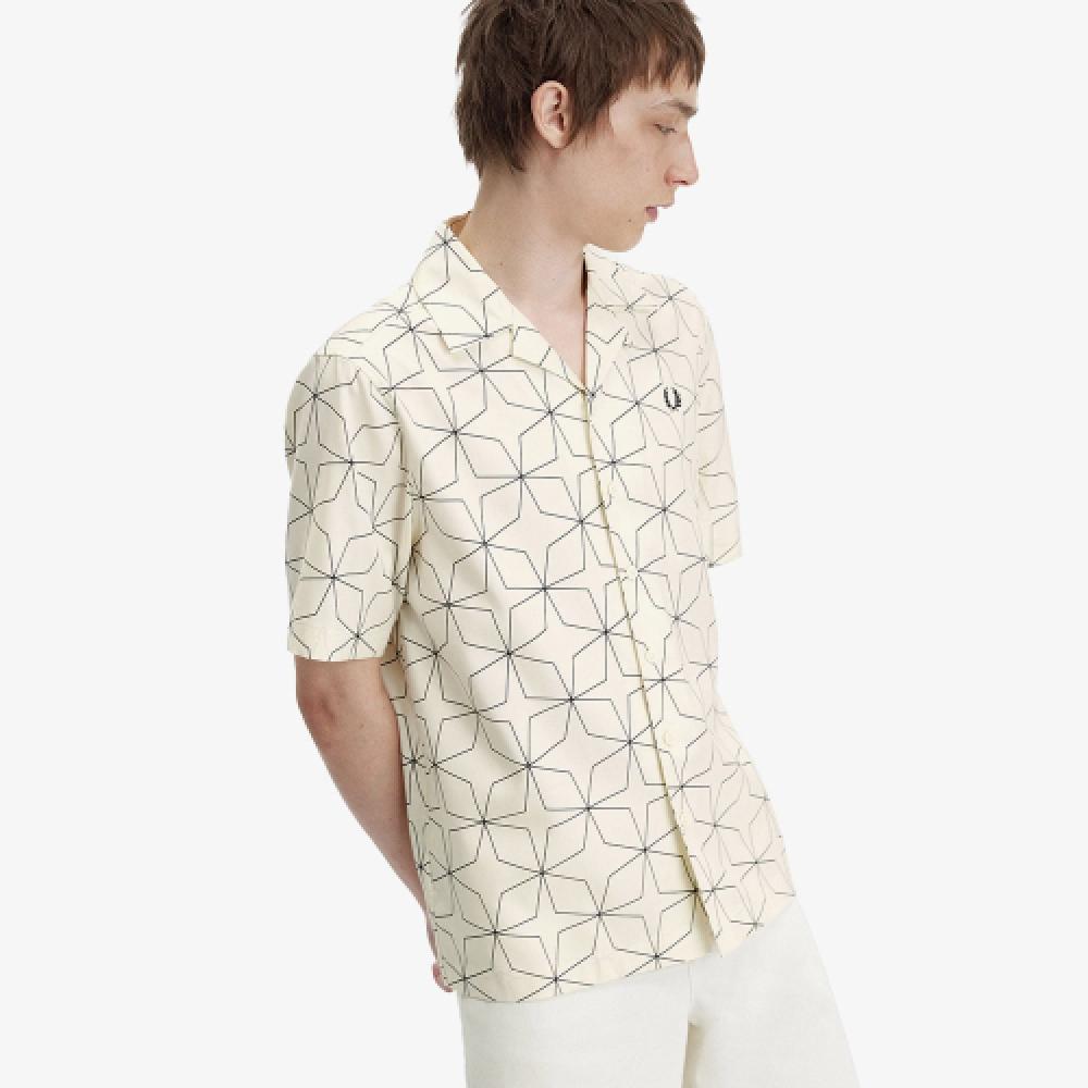 Fred Perry [sharp] Geometric Print Revere Collar Shirt  560  Afpm2417785 560