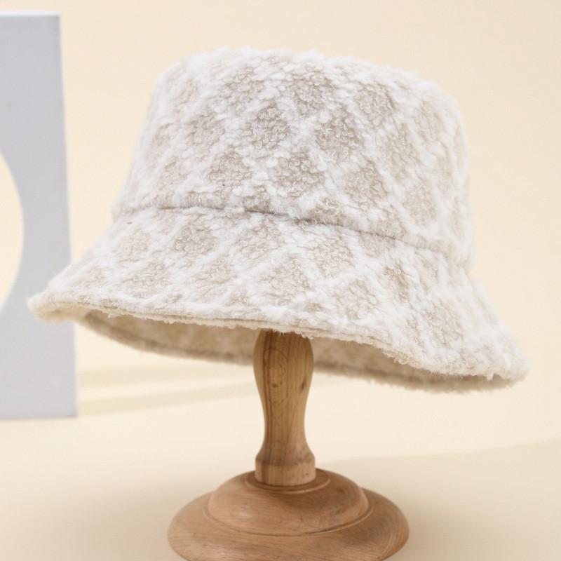Winter Lady Bucket Hat With Plaid Pattern And Warm Fleece For Outdoor Casual Wear