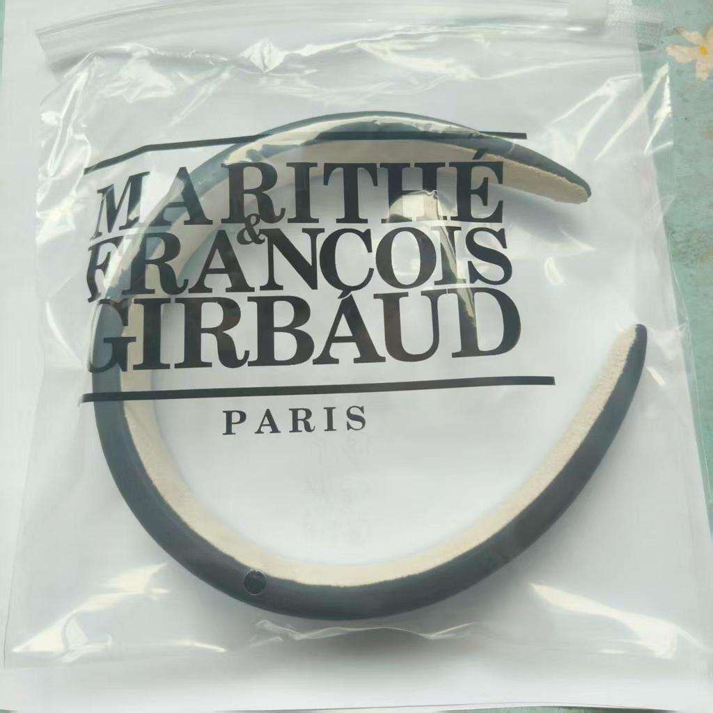 MARITHE Koreanische Trendige Haaraccessoires: Kollektion klassischer Haarspangen, vielseitiger Haarnadeln und stilvoller Stirnbänder.