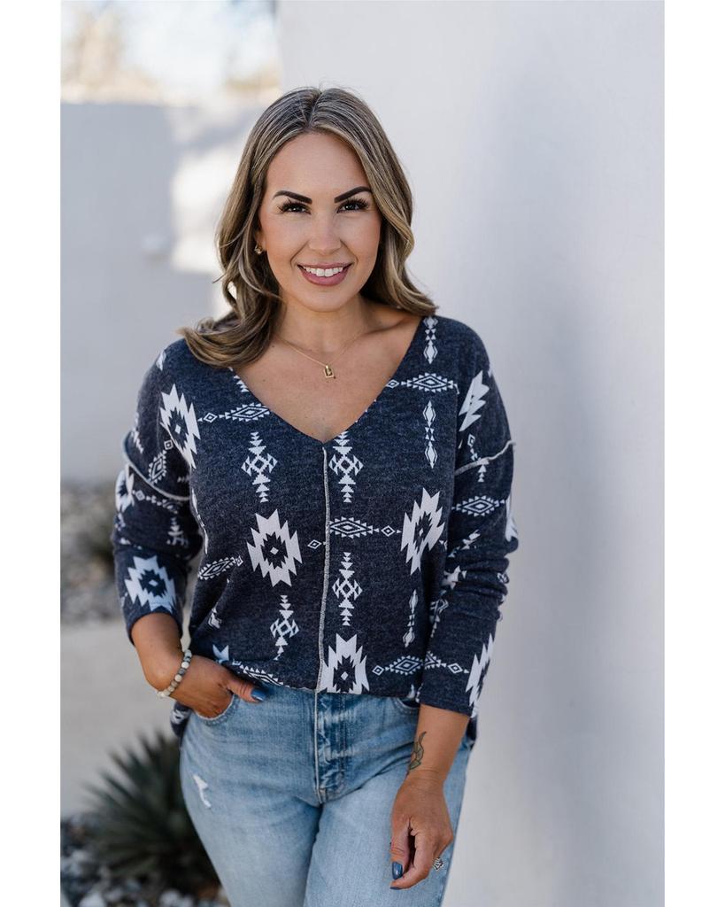 Azura Exchange Gray Plus Size Aztec Print Exposed Seam Top