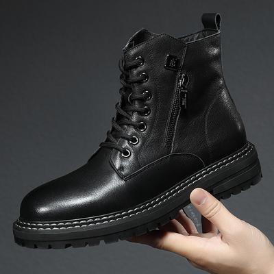 Boots & Stiefel