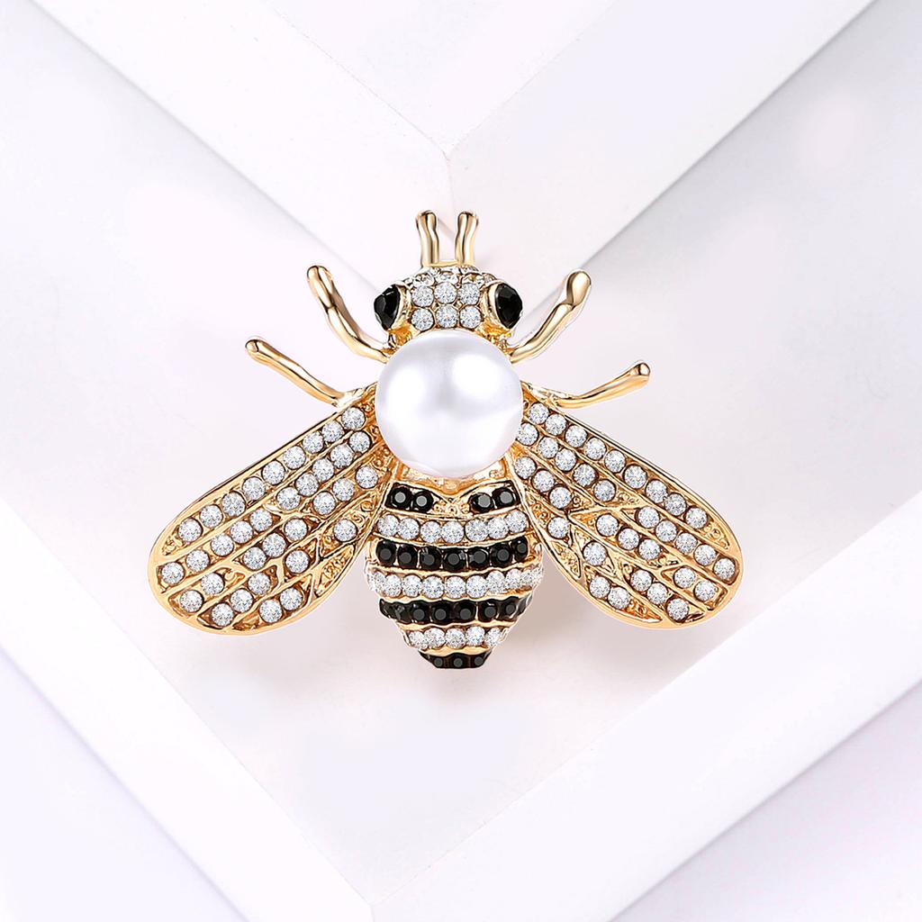 Fashion Alloy Rhinestone Pearl Bee Brooch Cartoon Fashion Ladies Suit Cardigan Corsage Ornament Pin
