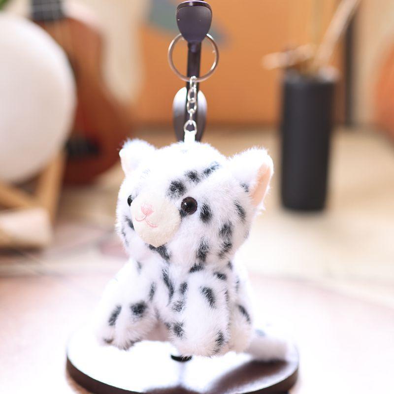 Plush Cat Keychain With Short Pile Fabric For Bag Decoration And Gift