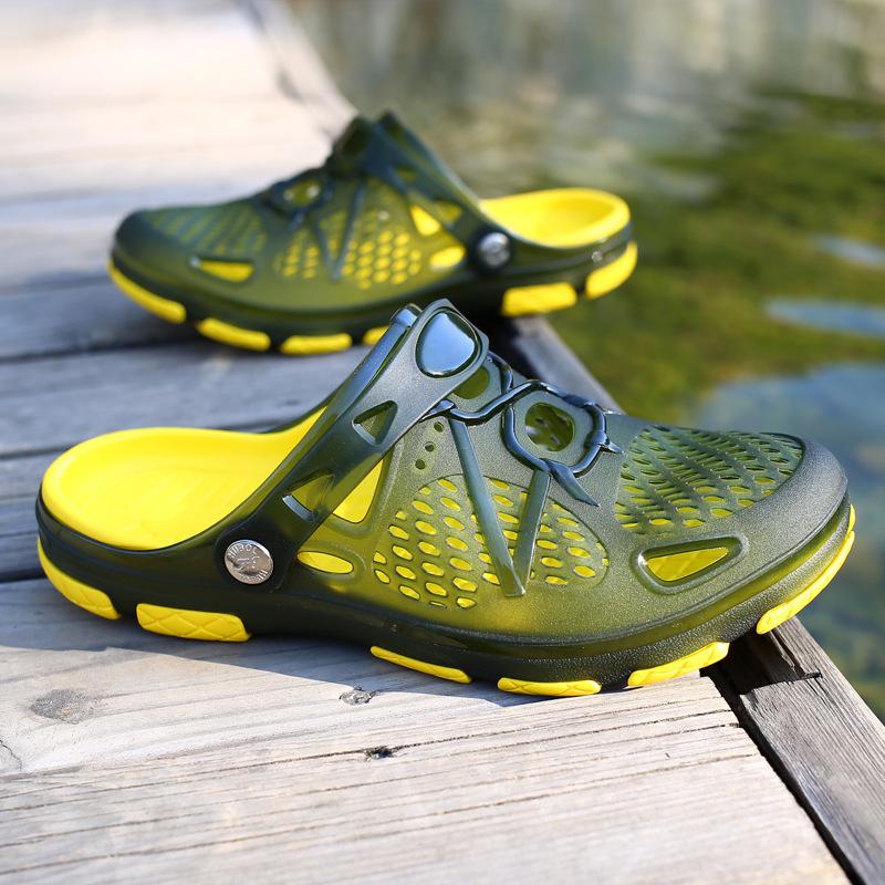 2025 Summer Foreign Trade New Couple Sandals Bag Head Hollow Jelly Shoes Breathable Large Size Men's Shoes Beach Hole Shoes