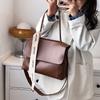 Fashionable Large Capacity Tote Bag With Top And Synthetic Leather Interior For Casual Outings