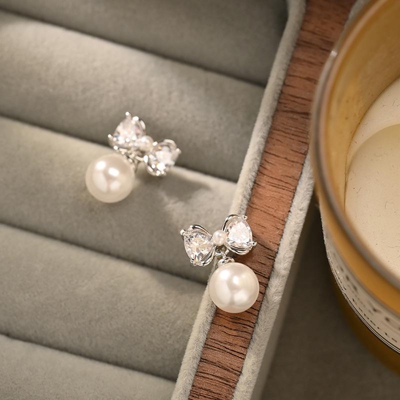 Cercei Exquiși cu Ciucuri de Perle și Fundiță - Modă Elegantă de Lux 2024 pentru Femei