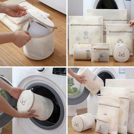 Schützen Sie die Kleidung mit feinem Netz. Tolle Klassifizierung für die Reinigung von Dessous, Pflege von BHs und Unterwäsche. Wäschenetzbeutel. Wäschesack