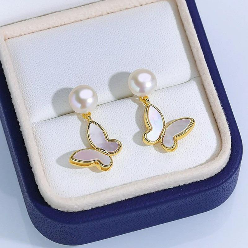 Natural Freshwater Pearl Stud Earrings S925 Sterling Silver Earrings Fritillary Zircon Pearl Earrings Light Luxury High Sense