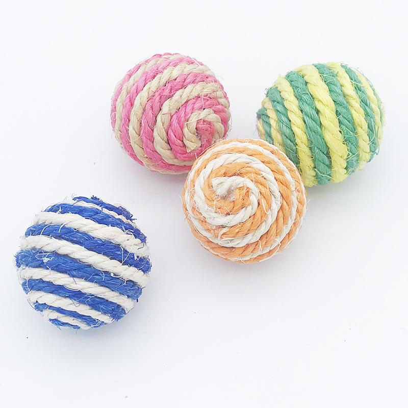 Sisal Cat Toy Ball - Cat Teaser and Scratch Ball