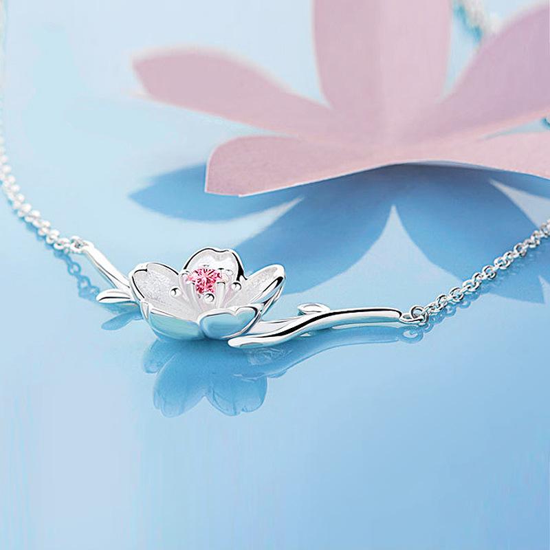 Sakura Necklace for Women Japanese and Korean Simple Student Mori Pendant Collarbone Chain