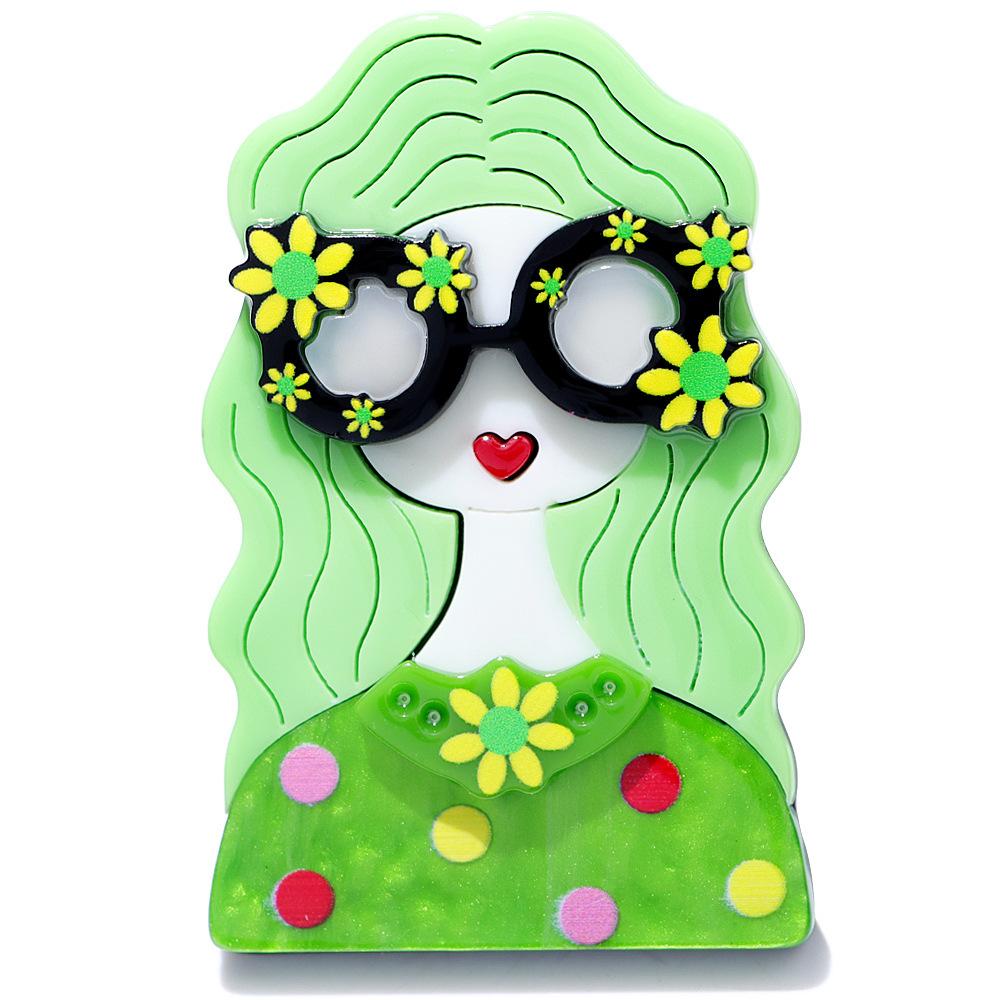 

Милая и воспитанная девушка в очках, акриловая брошь, простая атмосфера, нишевая одежда, аксессуары зелёный