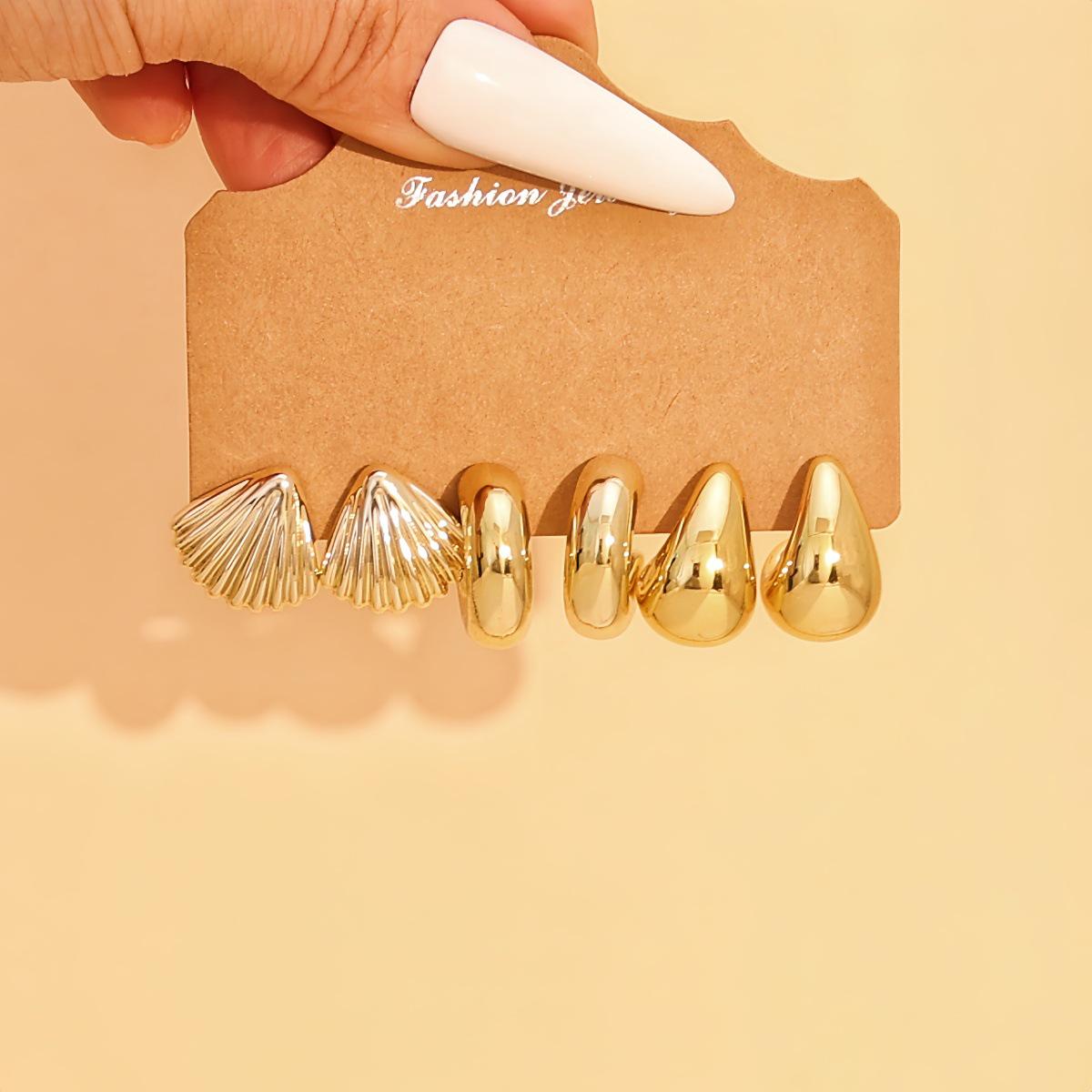Gold Women s Water Drop C-Shaped Earring Set with Exaggerated Design