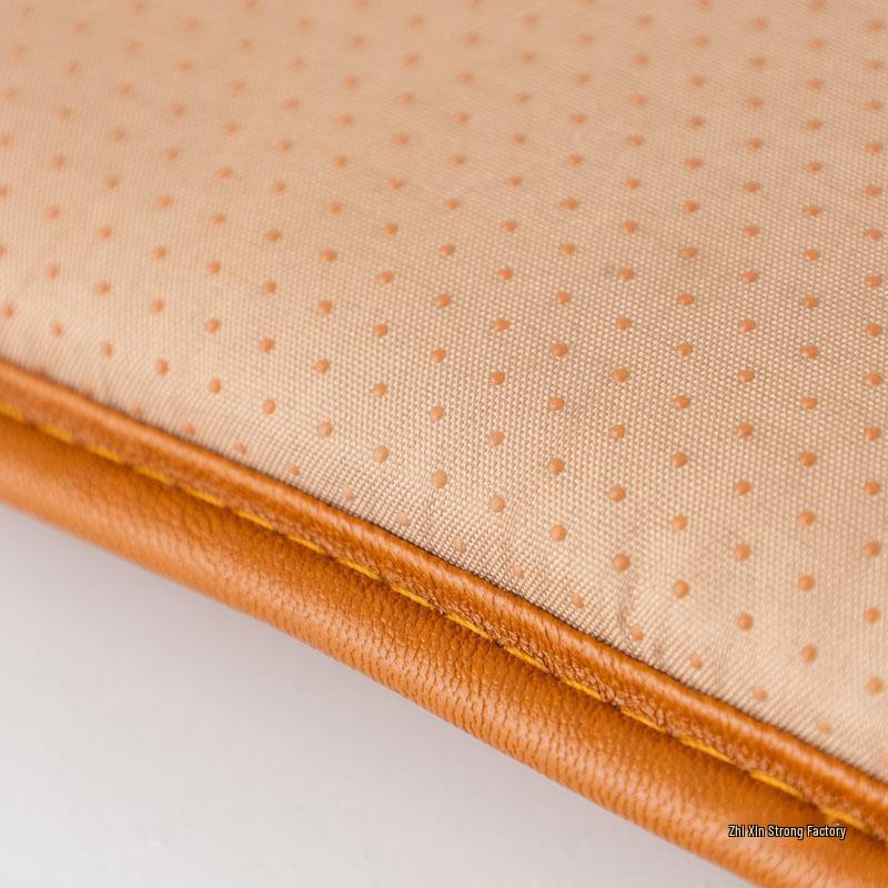 Waterproof & Dirt-Resistant Leather Seat Cushion - Thickened Non-Slip Horseshoe Chair Pad for Dining or Office.