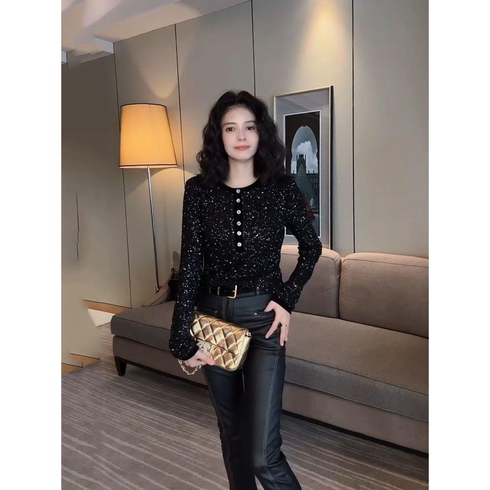 French Sequin Round Neck Black Shirt for Women Early Spring New Long-sleeved Slim Pullover