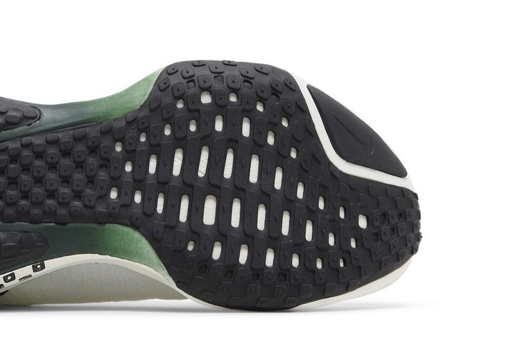 Nike ZoomX Invincible Run Flyknit 3 'Wake Up Pack'
