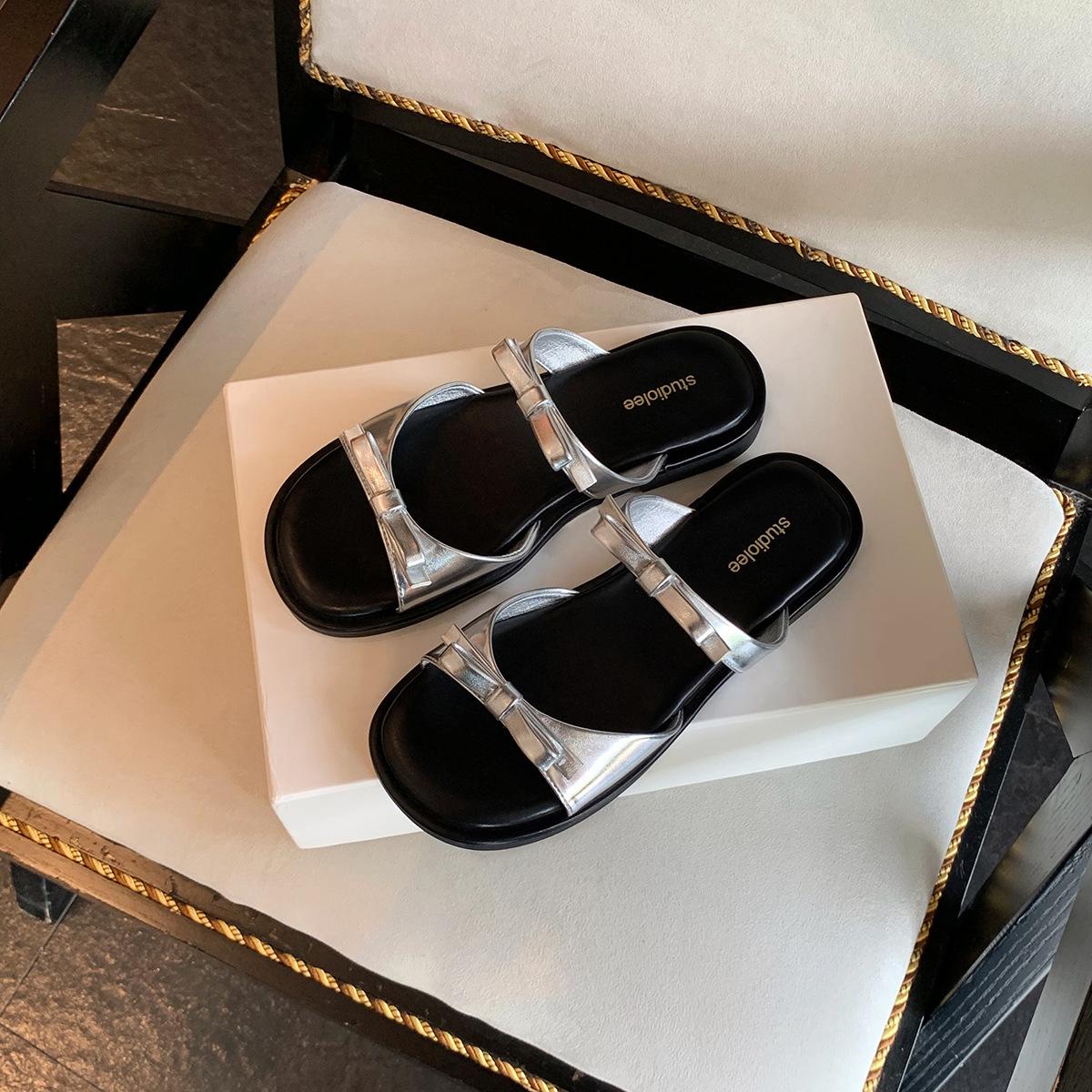 

[Su Yinyin of the same style] Beach holiday~ bow flat-bottomed beach casual slippers women s sandals to wear in summer 40