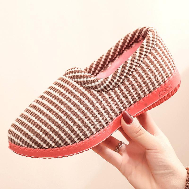 

25 хлопковых тапочек женские зимние модели флис толстая подошва нескользящая мягкая подошва туфли для мамы леопардовый принт теплые хлопковые туфли 41