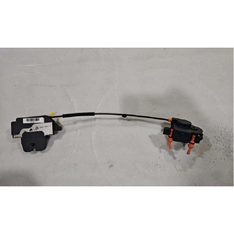 M4-6305030substituteM4-6305020 Original back door electric suction lock body for DONGFINGM4 yacht