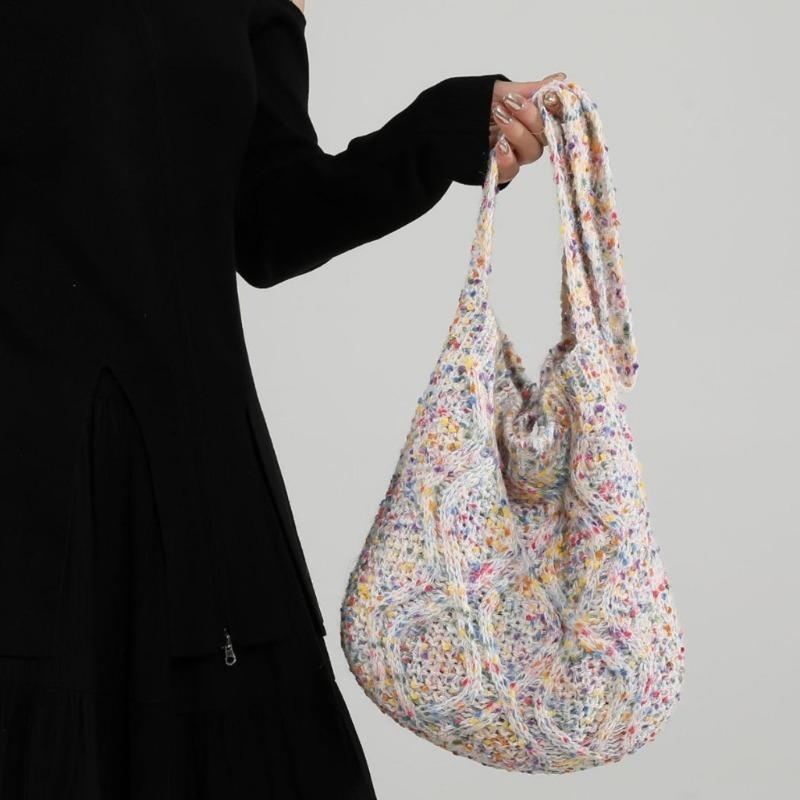 Gradual change of color retro cute knitted handbag women's shoulder bag woven clip wool autumn and winter new