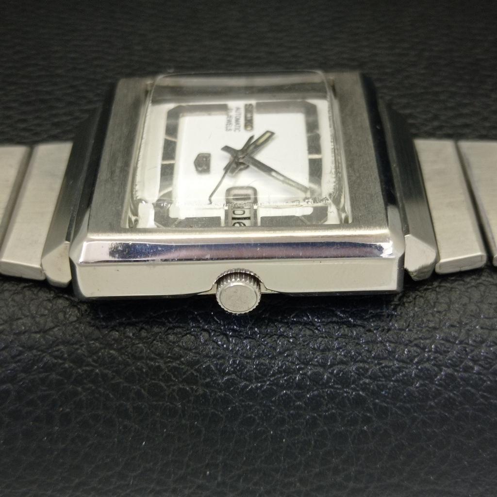 USED GENUINE VINTAGE SEIKO 5 AUTOMATIC JAPAN MENS WHITE DIAL WATCH A434284-2 R120-a434284