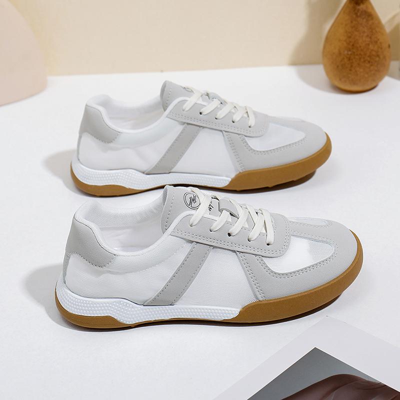 Women Comfortable Casual Shoes Soft Leather White Shoes Summer 204 New Lace Up Flat Casual Sports Shoes Women Running Shoes