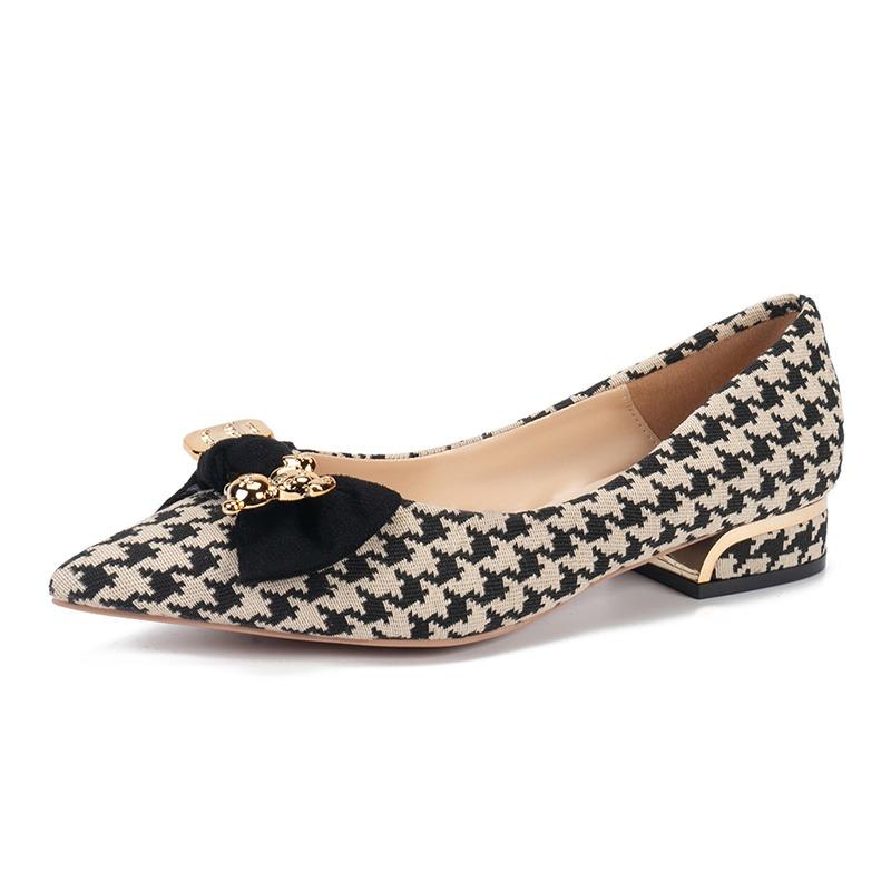 Fashion 2025 New Pointed Toe Slip on Pumps Women's Low Heel Shoes with Bow Tie Shallow Metal Decoration & Versatile Plus Size Shoes