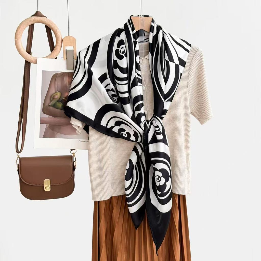 New fashion 111 mulberry silk silk scarf, women's Spring Festival gift for elders to keep warm 111 silk collection