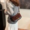 Versatile trend texture underarm bag women's 2025 autumn and winter new fashion single shoulder niche crossbody small square bag