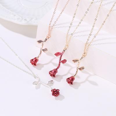 Fashion 3D Exquisite Rose Necklace Exquisite Three-dimensional Flower Pendant Clavicle Chain AVE