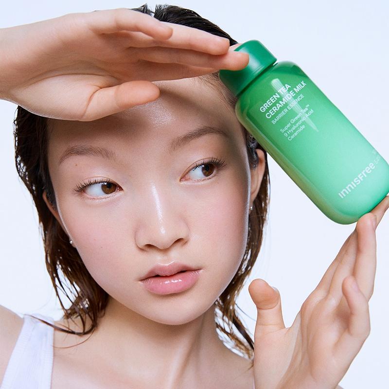 Innisfree Zelený čaj ceramidové mléko bariérová esence 160 ml