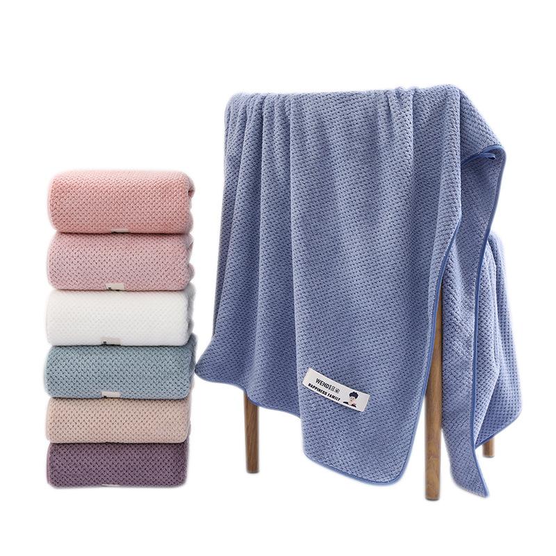 Towel New coral velvet pineapple grid large bath towel Household men's and women's bath towels are soft and absorbent, not easy to lose hair bath