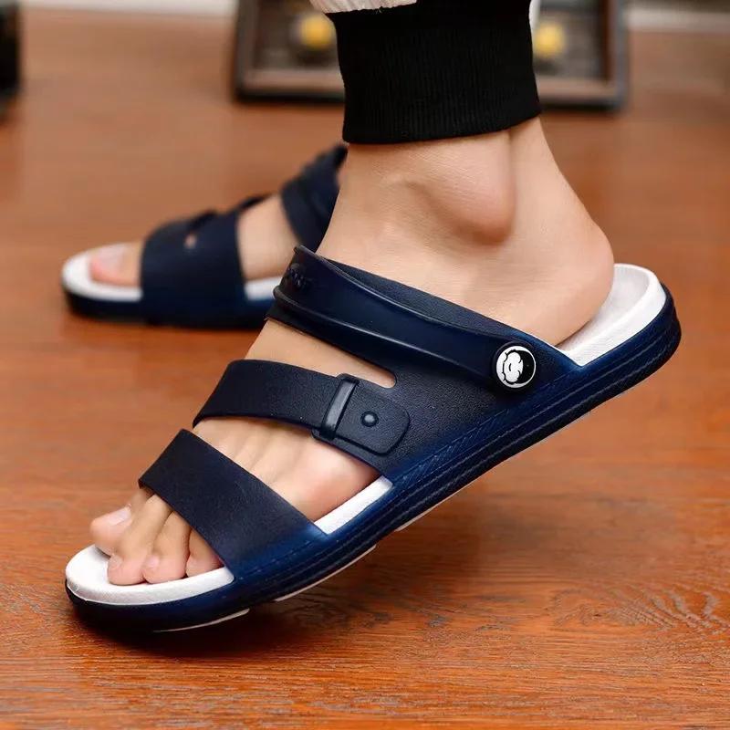 Men's Flip Flops Beach Slippers Sandals Summer Men's Flat Shoes Antiskid Fashion Designer Slippers Rubber Casual Shoes 2025