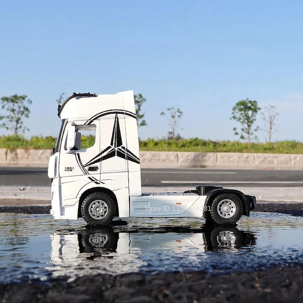1:36 Actros Alloy Trailer Truck Models Toys Diecast Car Doors Openes Sound Light Rubber Tires Miniature Vehices Children's Gifts