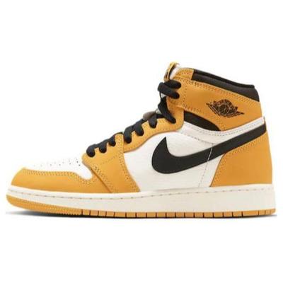 Air 1 Retro High OG GS Παιδικά Αθλητικά Παπούτσια σε Κίτρινο Χρώμα Ochre, Μαύρα Πανιά FD1437-701