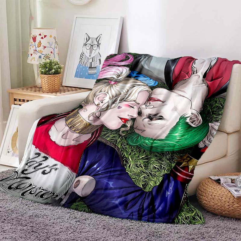 

This 3DThe new Suicide Squad printed blanket is a warm and comfortable flannel blanket suitable for bedrooms, sofas, beds, chai 75x90cm